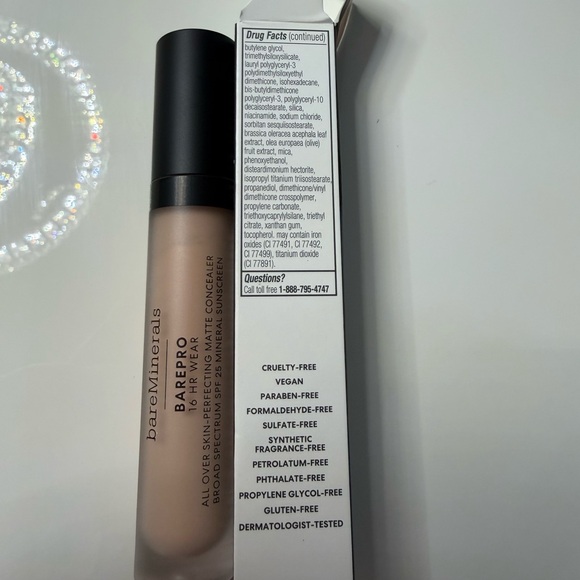 bareMinerals BAREPRO Concealer - Fair 150 Cool - Picture 2 of 3